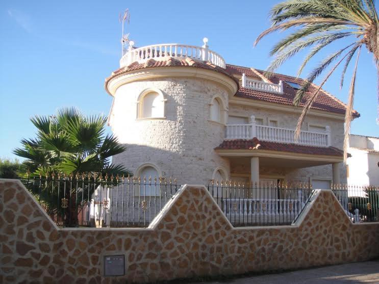 Chalet Muy Cerca De La Playa Con Piscina Privada Dehesa de Campoamor  Esterno foto